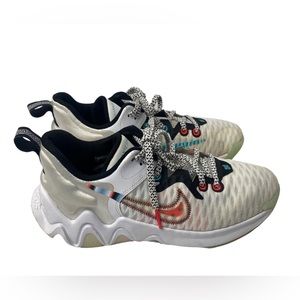 Nike Giannis Immortality Force GS Basketball Sneakers Youth Size 6Y